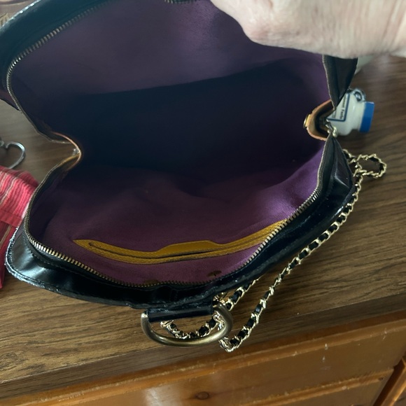 Louis Vuitto Epi Gobelins Backpack custom, painted with generic straps - Picture 14 of 17